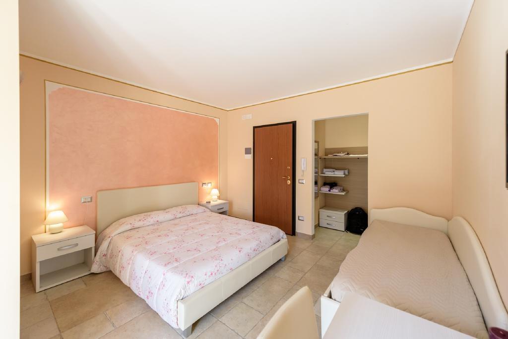 Villa Moreschi Vico Del Gargano Eksteriør bilde